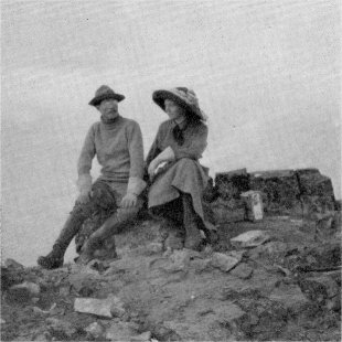 Franois and Edith Matthes on Pinnacle Peak, near Mount Rainier, Washington, August 12, 1911